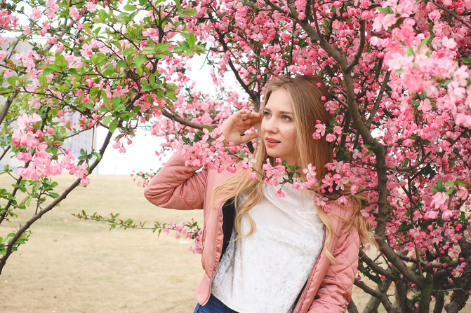 海棠花中的娜佳真的是太美了,不愧大家都说俄罗斯的美女多.