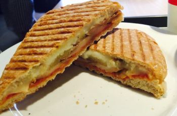 【携程美食林】香港麦当劳(安定店)周边住宿\/宾