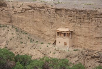 榆林窟+锁阳城+大地之子+西晋墓一日游【上门接送、纯玩高品】【精致小团，慢享石窟艺术】