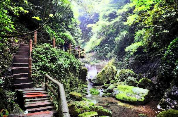 龙隐峡栈道