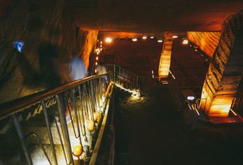 衢州龙游石窟一日游【包车游】诸葛八卦村+游埠古镇+直达景点】【[第九大奇迹]工艺杰作，地下奇观，身世之谜！】