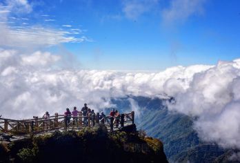 梵净山一日游【梵天净土弥勒道场世界遗产地/品质纯玩】【中国佛教五大名山之一，国家5A级旅游景区，避暑名山 弥勒菩萨道场】