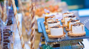 高尔夫套票!天津万丽泰达酒店1-3晚+2大1小早