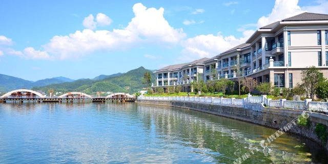 余姚四明湖开元山庄 可选限时特价四明山套餐房型 ·依山傍水,环境