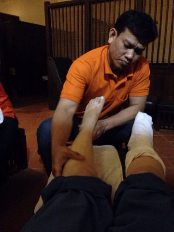 异性按摩,哈哈. 机场plaza