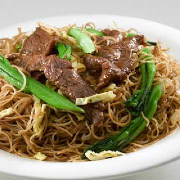 牛腩粉,   原味牛肉粉,   咖喱猪排饭,   日式番茄卤小肉,   肥肠米粉