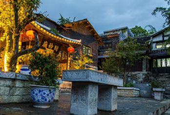 花溪公园+青岩古镇+天河潭旅游度假区一日游&包车游&上门接送【游古镇·感受历史文化氛围，逛山水·看遍贵州特色。】