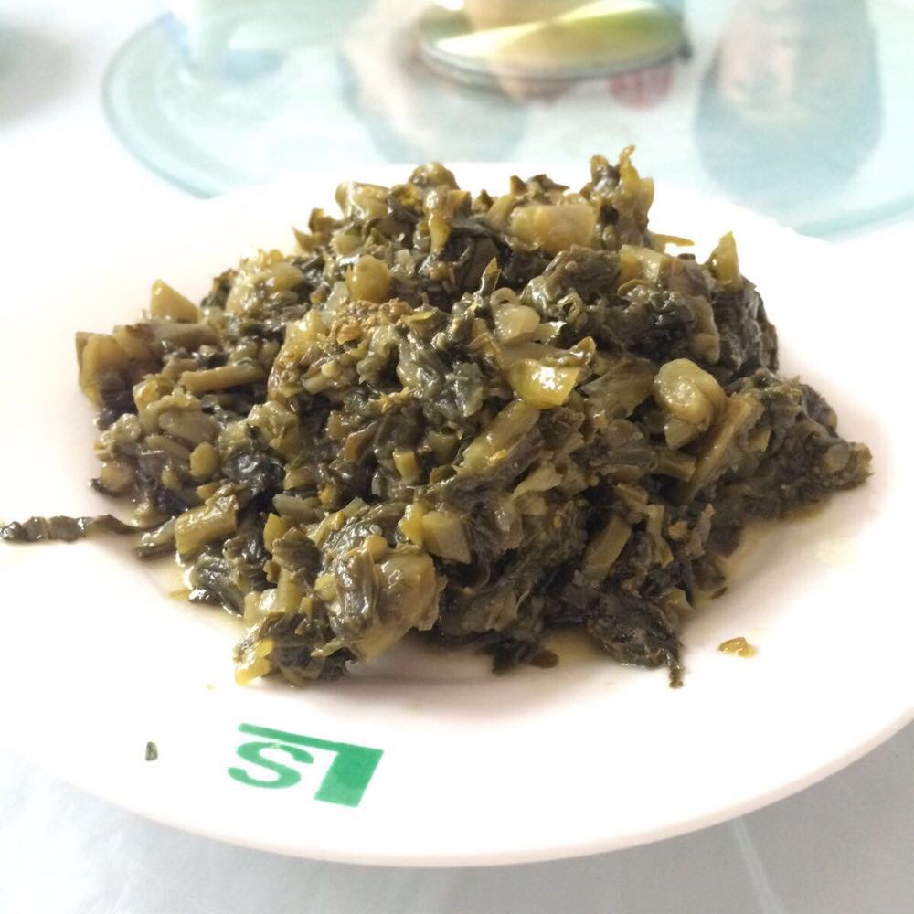 这个阿婆菜没有周庄的好吃,好咸. 餐馆