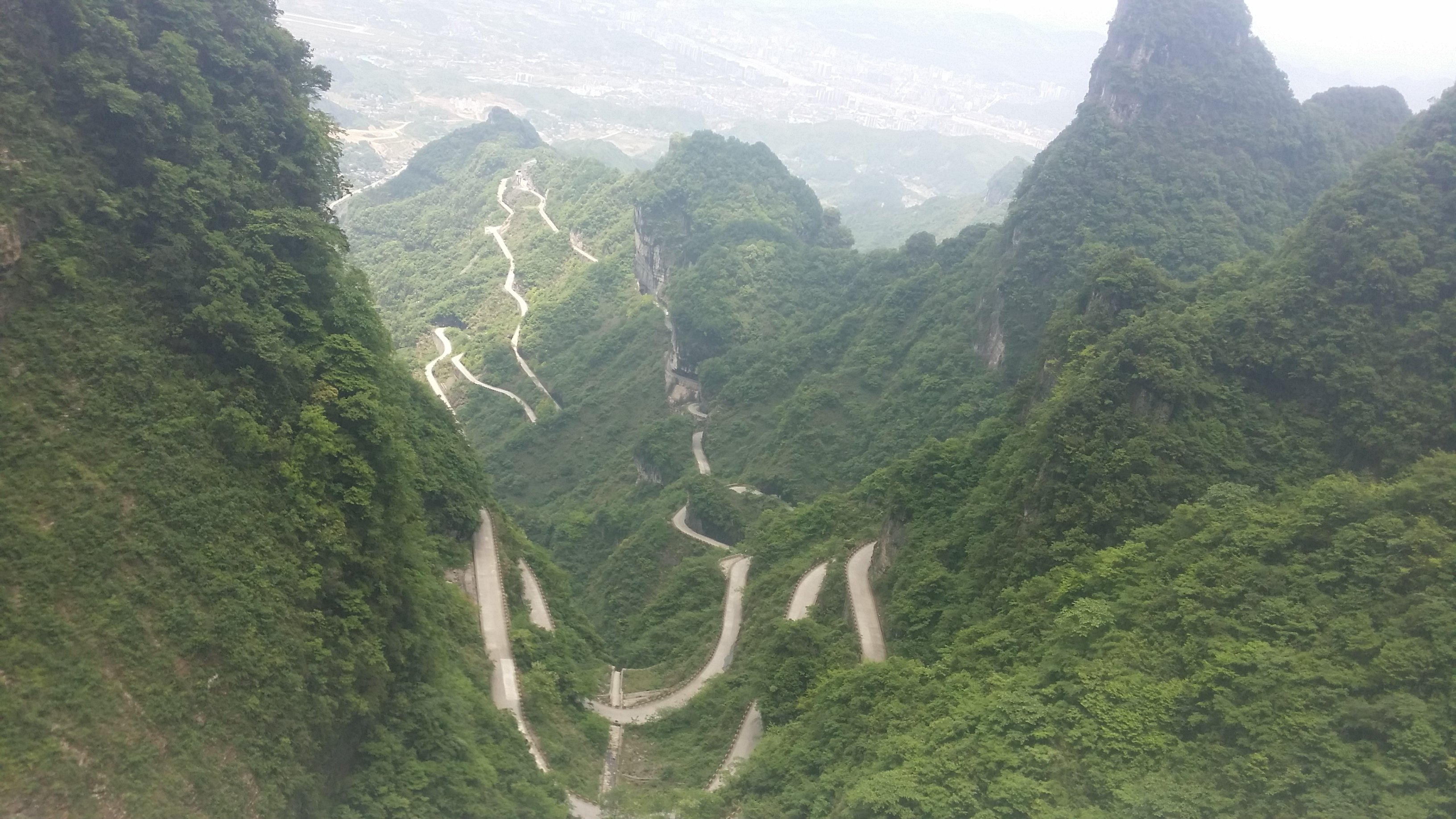 武汉盘山公路图片
