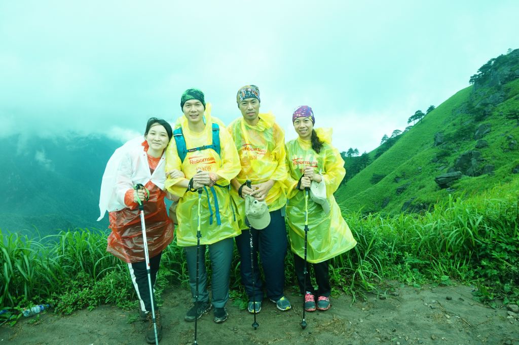 雨狂霧濃,逐綠武功(武功山徒步穿越記)