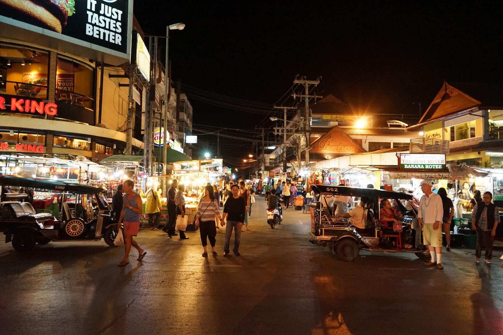 泰国清迈 长康路夜市 ถนนช้างคลาน