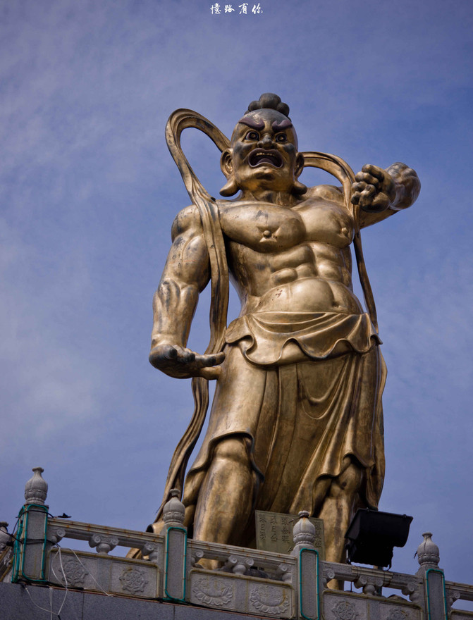 金刚罗汉,作为保将,他有足够的力量,去保卫信仰的纯正.