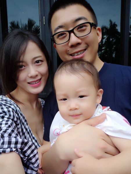 出行人员——我和老公以及宝宝;我妈妈;公婆全家.