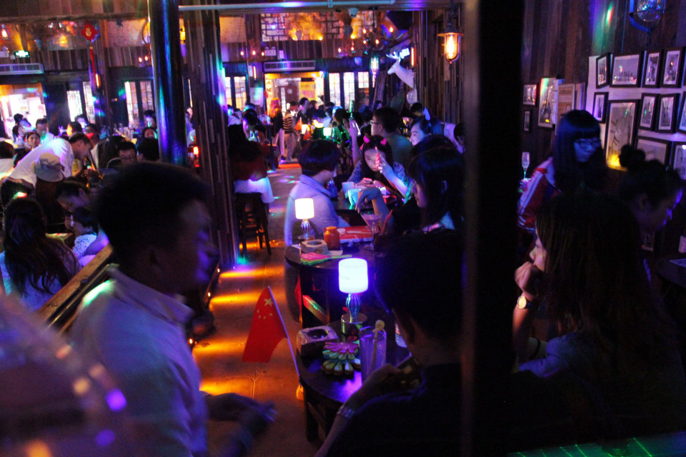 西塘初见酒吧 西塘酒吧 西塘酒吧一条街 塘东街