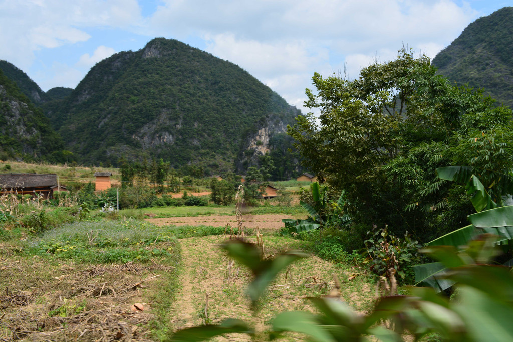 广南县董堡乡里标村
