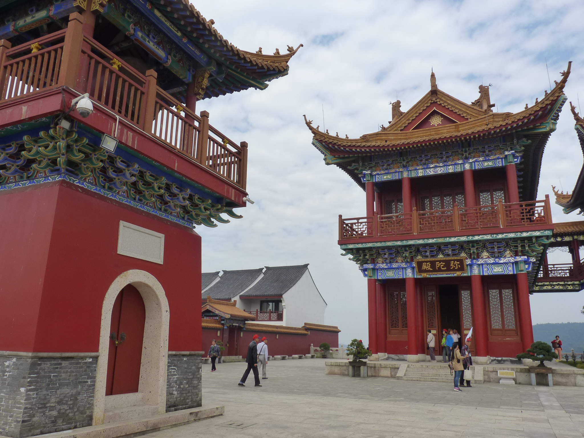 兜率天景区(会稽山龙华寺)