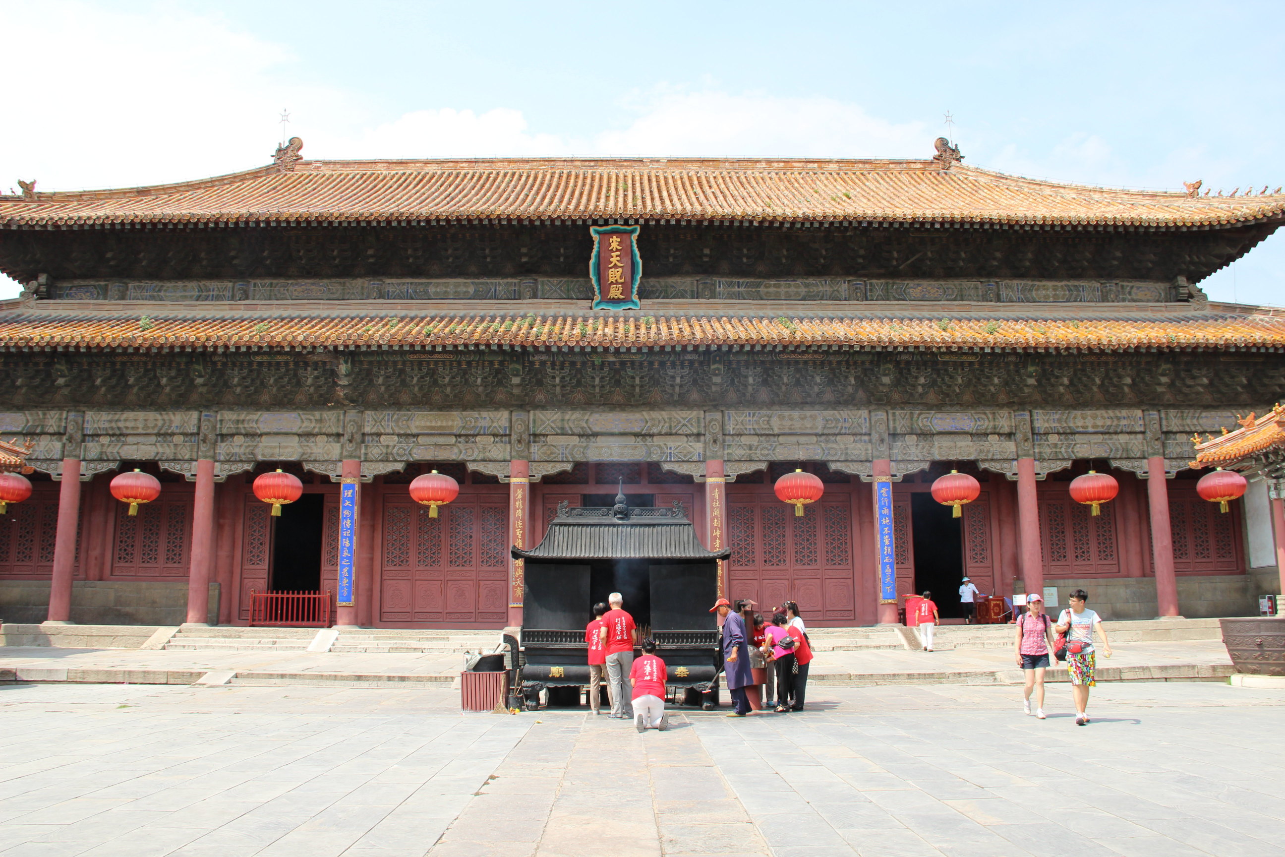 天贶殿被喻为中国三大宫殿之一,(其余两座是北京故宫太和殿,曲阜孔庙