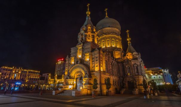 哈尔滨4日自由行(5钻)·精选五钻酒店 感受欧陆风情 室内娱雪乐园&四