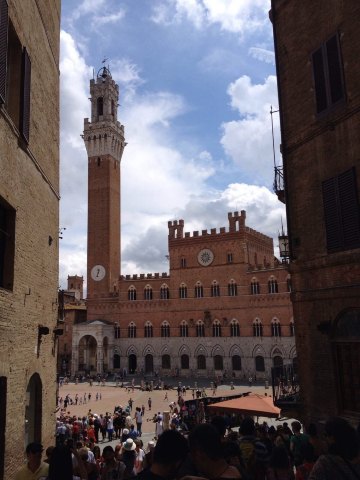 锡耶纳市政厅广场