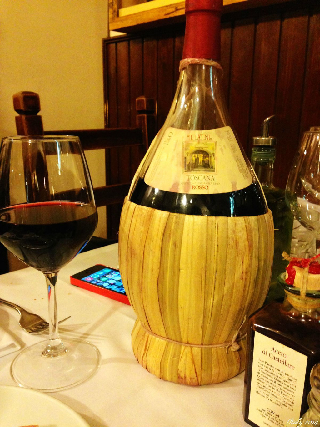     table wine是店家自酿的rosso