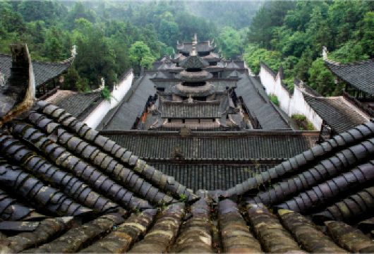 恩施土司城+恩施土家女儿城一日游【土司城/土家女儿城/纯玩】【半日就能游玩恩施两个著名景点。】
