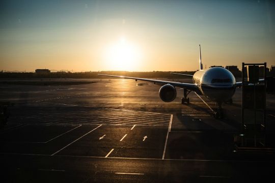 为了选择瑞士航空,所以改到了凌晨4点北京机场集合,6点多飞机起飞