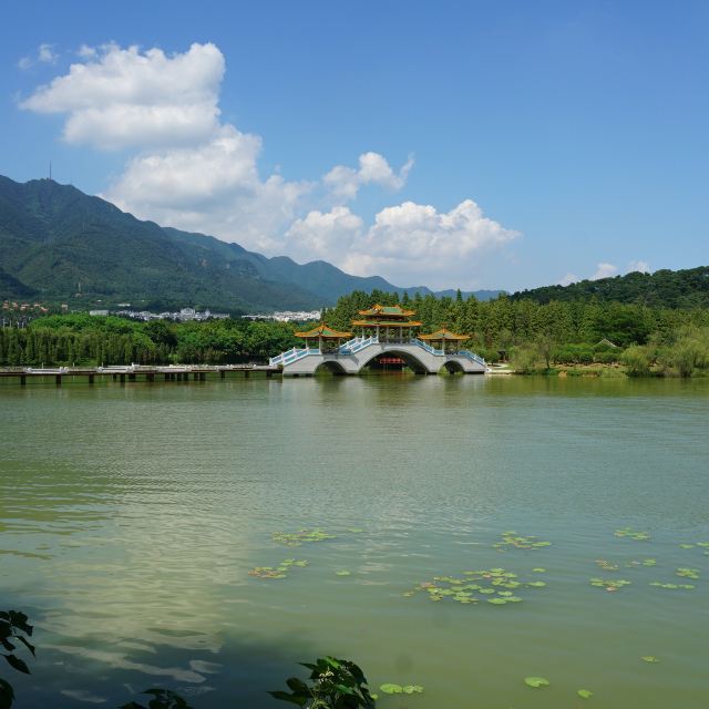 大美星湖,廣東肇慶市2日遊記(七星巖,鼎湖山,端硯文化村,古宋城牆