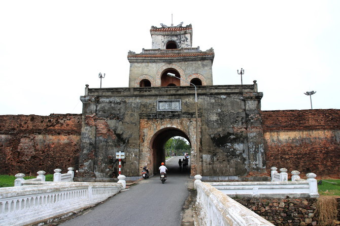 2500公里10天全程坐客车的背包越南穷游详细