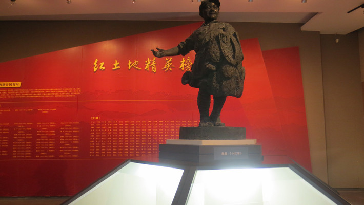 点击放大