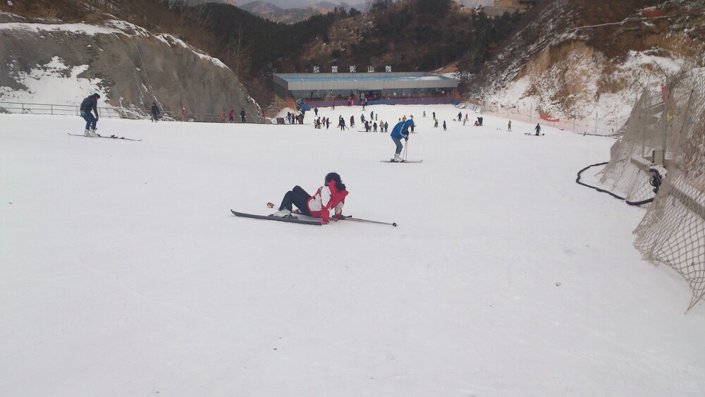 青岛崂山北宅高山滑雪场