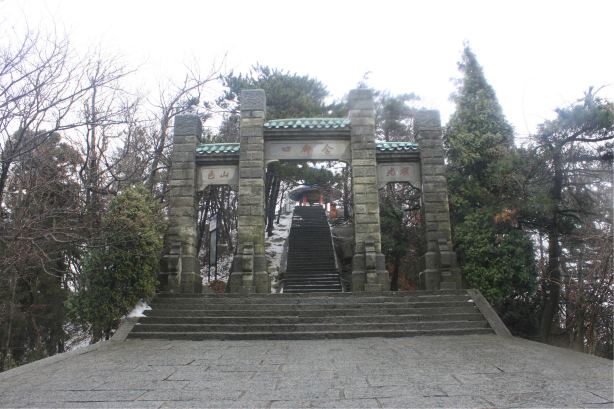 独行之冬日庐山