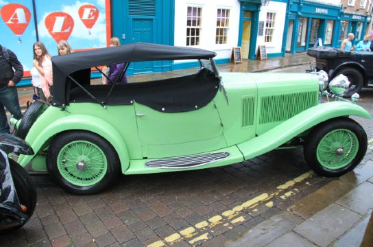 约克商业街广场老爷车