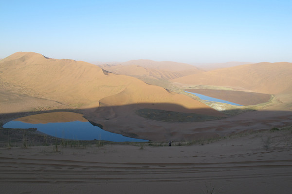 a29f0850b749426ab5e6df827779c255_R_600_10000_Q90.jpg