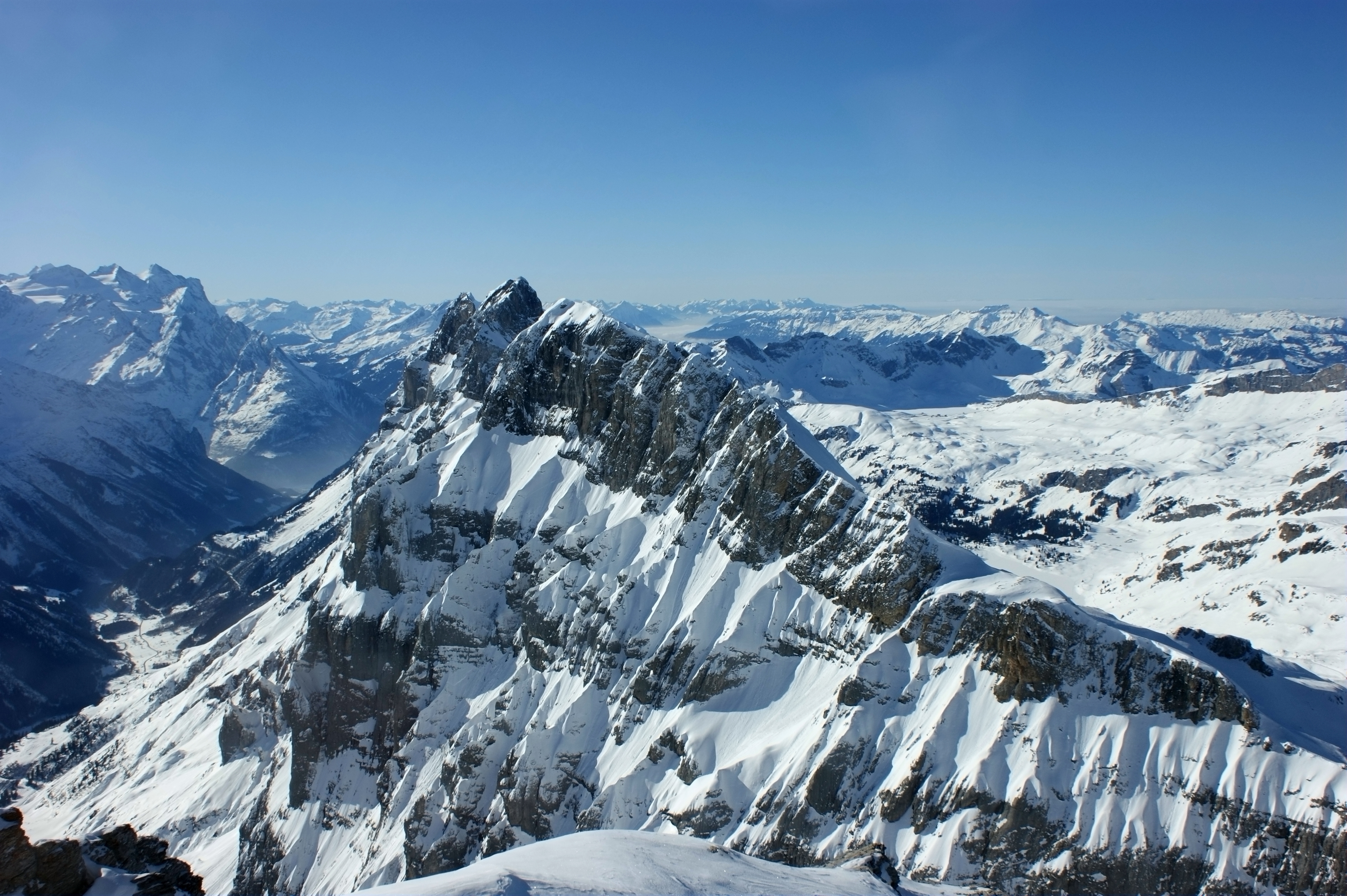 阿尔卑斯山铁力士雪山图片